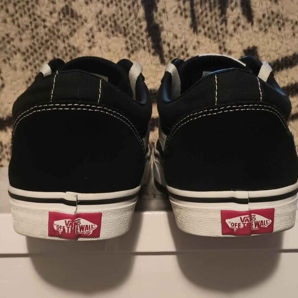 Vans Ward Low Top Sneakers Men's Excellent Condition 10.5 - Picture 4 of 8